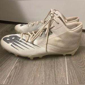 Woman’s 8 Lacrosse Cleats